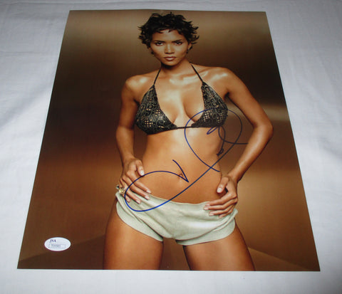 HALLE BERRY SIGNED 11X14 PHOTO JSA