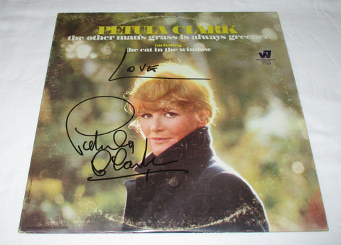 PETULA CLARK SIGNED GREATEST HITS VINYL RECORD