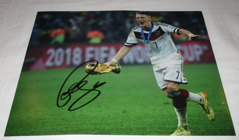 BASTIAN SCHWEINSTEIGER SIGNED GERMANY WORLD CUP 2014 11X14 PHOTO