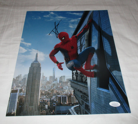 TOM HOLLAND SIGNED SPIDER-MAN HOMECOMING 11X14 PHOTO 2 JSA