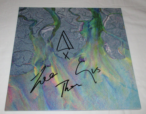 ALT-J SIGNED AN AWESOME WAVE VINYL RECORD