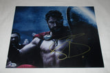 GERARD BUTLER SIGNED 300 11X14 PHOTO BAS BECKETT
