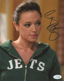 LEAH REMINI SIGNED THE KING OF QUEENS 8X10 PHOTO 2 ACOA