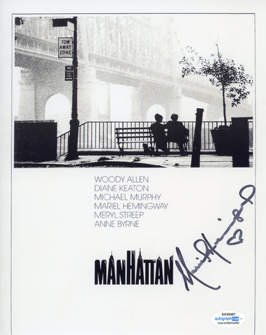 MARIEL HEMINGWAY SIGNED MANHATTAN 8X10 PHOTO ACOA
