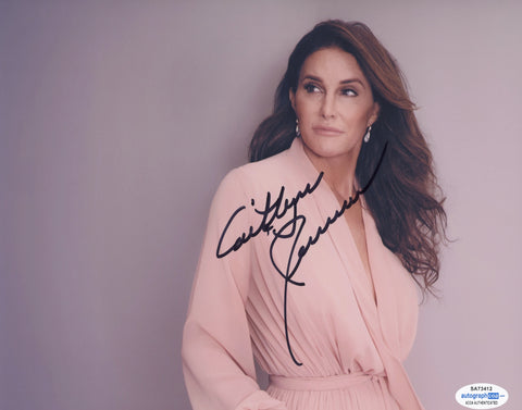 CAITLYN JENNER SIGNED 8X10 PHOTO ACOA
