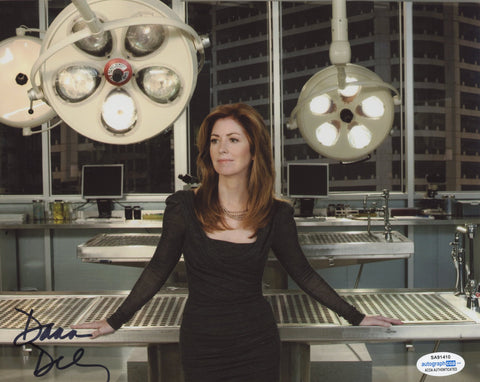 DANA DELANY SIGNED BODY OF PROOF 8X10 PHOTO ACOA