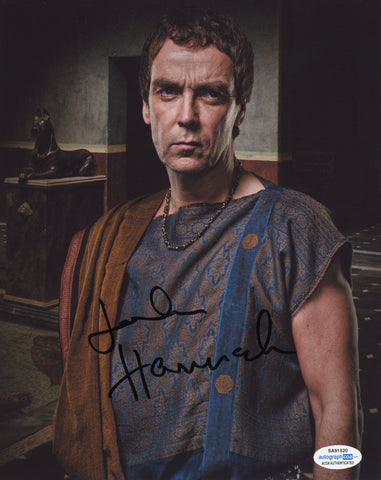 JOHN HANNAH SIGNED SPARTACUS 8X10 PHOTO ACOA