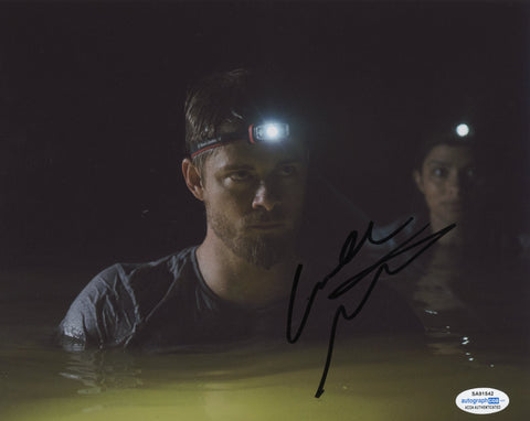 LUKE MITCHELL SIGNED BLACK WATER: ABYSS 8X10 PHOTO 2 ACOA