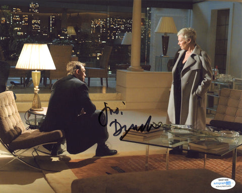 JUDI DENCH SIGNED CASINO ROYALE 8X10 PHOTO ACOA