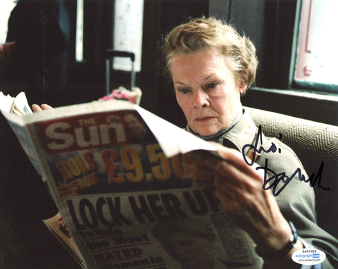 JUDI DENCH SIGNED NOTES ON SCANDAL 8X10 PHOTO ACOA