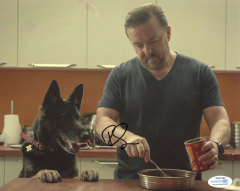 RICKY GERVAIS SIGNED AFTER LIFE 8X10 PHOTO 2 ACOA