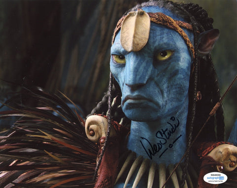 WES STUDI SIGNED AVATAR 8X10 PHOTO ACOA