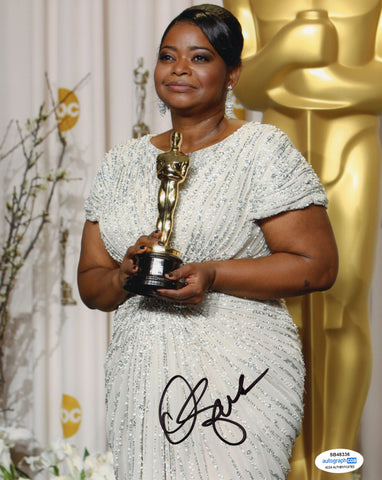 OCTAVIA SPENCER SIGNED 8X10 PHOTO ACOA