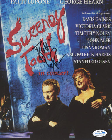 PATTI LUPONE SIGNED SWEENEY TODD 8X10 PHOTO ACOA
