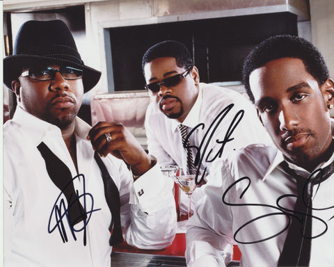 BOYZ II MEN SIGNED 8X10 PHOTO