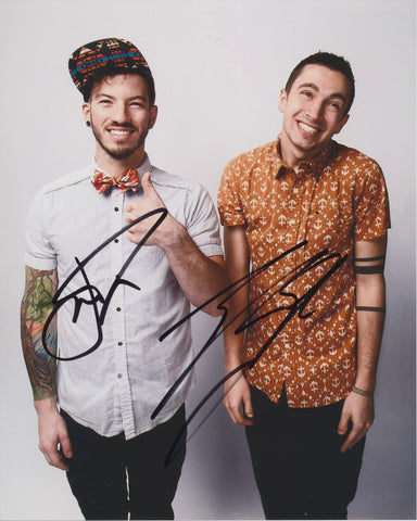 TWENTY ONE PILOTS SIGNED 8X10 PHOTO 2