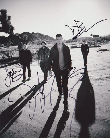 THEORY OF A DEADMAN SIGNED 8X10 PHOTO