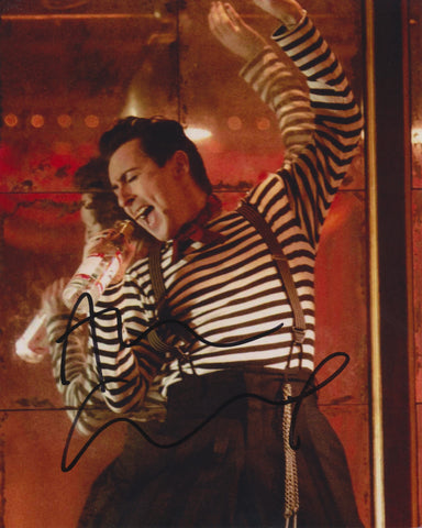 ALAN CUMMING SIGNED CABARET 8X10 PHOTO