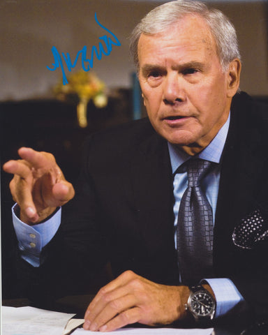 TOM BROKAW SIGNED NBC NIGHTLY NEWS 8X10 PHOTO 5