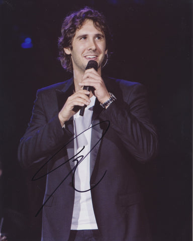 JOSH GROBAN SIGNED 8X10 PHOTO 2