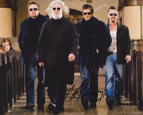BILLY CONNOLLY SIGNED THE BOONDOCK SAINTS 8X10 PHOTO