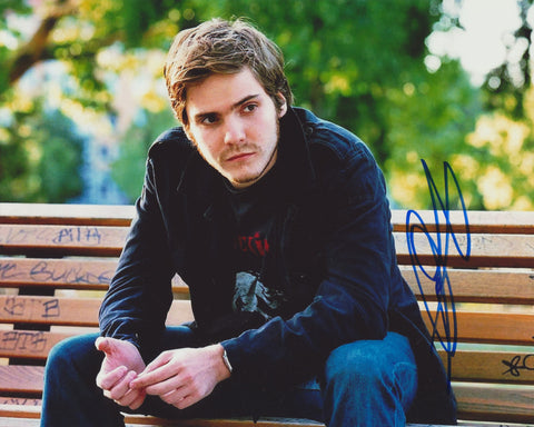 DANIEL BRUHL SIGNED GOOD BYE LENIN 8X10 PHOTO