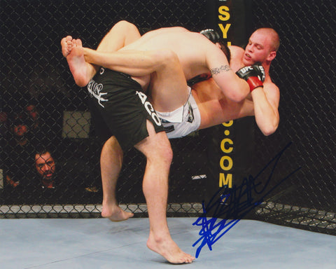STEFAN STRUVE SIGNED UFC 8X10 PHOTO