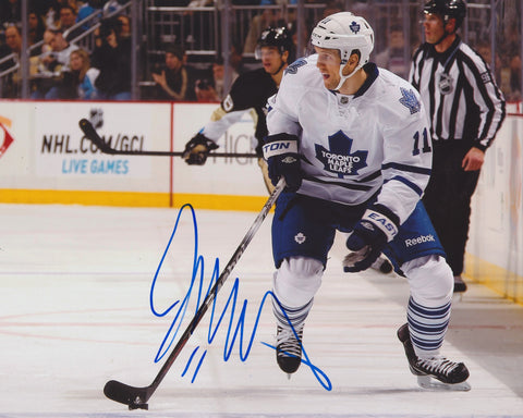 JAY MCCLEMENT SIGNED TORONTO MAPLE LEAFS 8X10 PHOTO