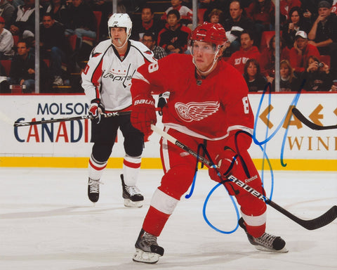 JUSTIN ABDELKADER SIGNED DETROIT RED WINGS 8X10 PHOTO