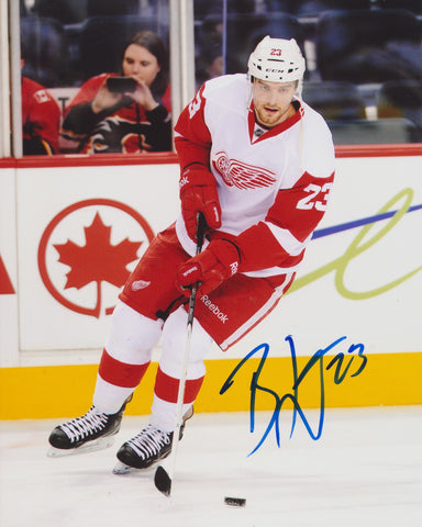 BRIAN LASHOFF SIGNED DETROIT RED WINGS 8X10 PHOTO