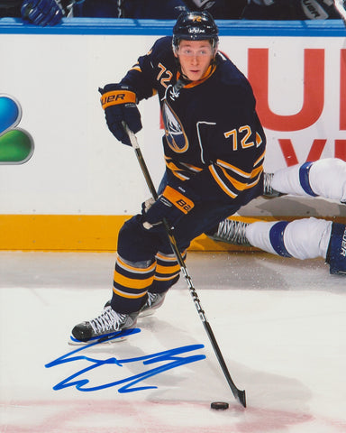 LUKE ADAM SIGNED BUFFALO SABRES 8X10 PHOTO