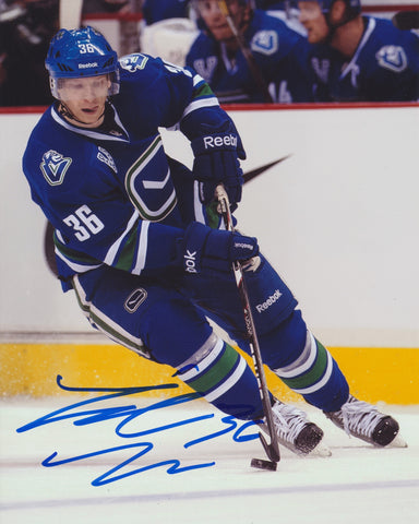 JANNIK HANSEN SIGNED VANCOUVER CANUCKS 8X10 PHOTO 4