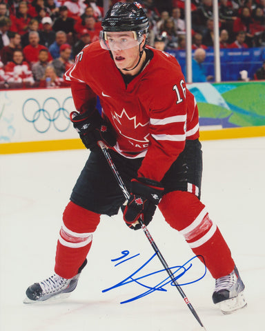 JONATHAN TOEWS SIGNED TEAM CANADA 8X10 PHOTO