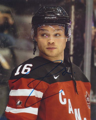 MAX DOMI SIGNED TEAM CANADA 8X10 PHOTO