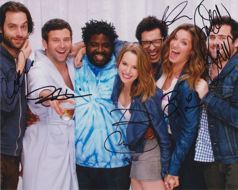 UNDATEABLE CAST SIGNED 8X10 PHOTO 2