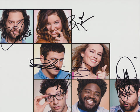 UNDATEABLE CAST SIGNED 8X10 PHOTO 3