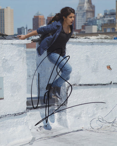PRIYANKA CHOPRA SIGNED QUANTICO 8X10 PHOTO 2