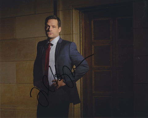 JOSH HOPKINS SIGNED QUANTICO 8X10 PHOTO