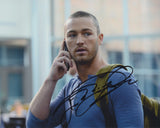 JAKE MCLAUGHLIN SIGNED QUANTICO 8X10 PHOTO 2
