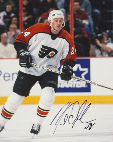 KARL DYKHUIS SIGNED PHILADELPHIA FLYERS 8X10 PHOTO