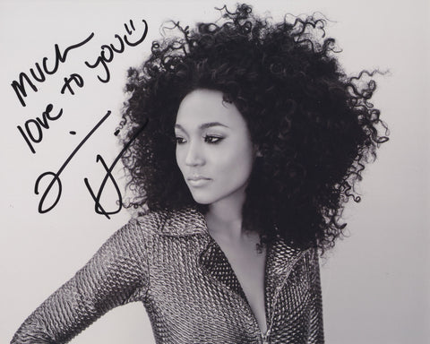 JUDITH HILL SIGNED 8X10 PHOTO 2