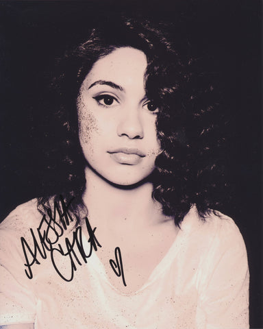 ALESSIA CARA SIGNED 8X10 PHOTO