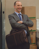 TONY HALE SIGNED VEEP 8X10 PHOTO 2