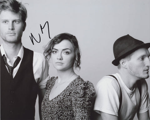 WESLEY SCHULTZ SIGNED THE LUMINEERS 8X10 PHOTO