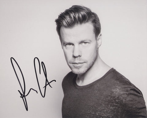 FERRY CORSTEN SIGNED 8X10 PHOTO 6