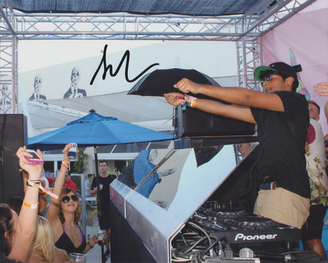 JAI WOLF SIGNED 8X10 PHOTO 3