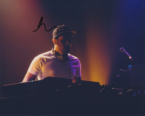 JAI WOLF SIGNED 8X10 PHOTO 4