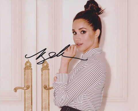 MEGHAN MARKLE SIGNED 8X10 PHOTO 6