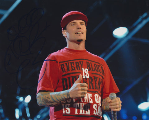 VANILLA ICE SIGNED 8X10 PHOTO 5