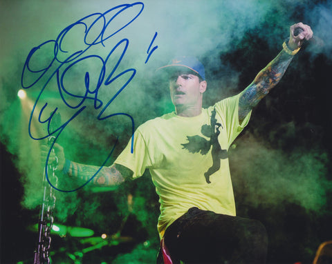 VANILLA ICE SIGNED 8X10 PHOTO 11